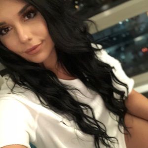 Meet your Posher, Rynae